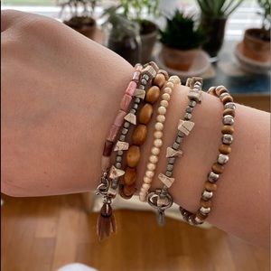 American Eagle bracelet set